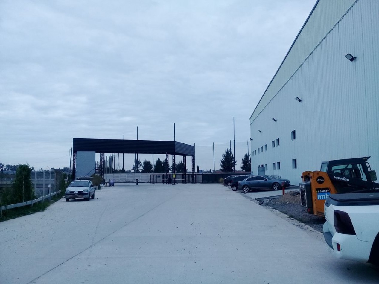 Galpon de 680 M2 dentro de Predio Industrial con seguridad - Tortuguitas