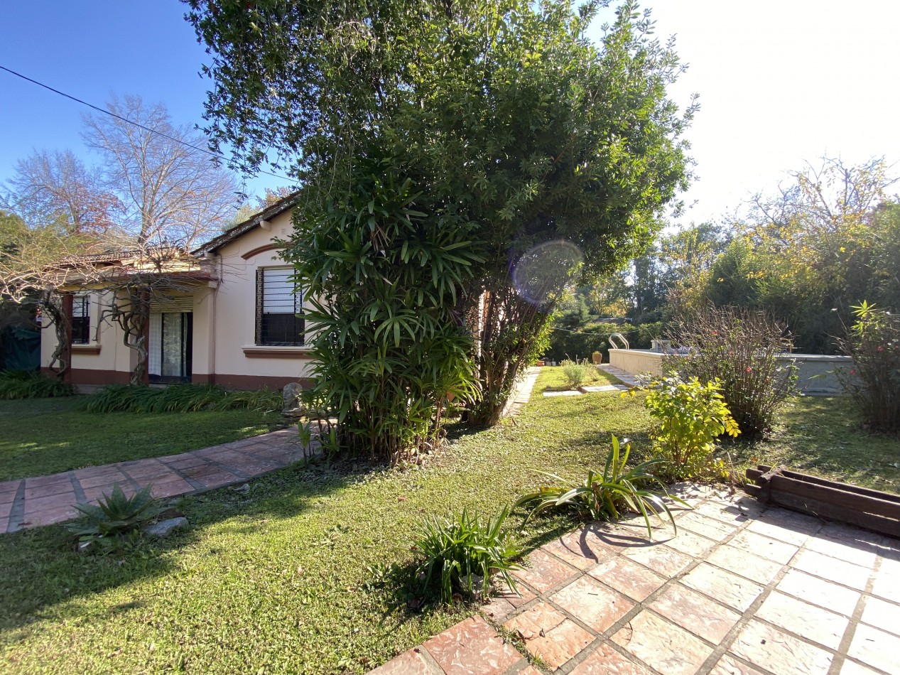 CASA 5 AMBIENTES C/ PISCINA PARRILLA Y QUINCHO PROXIMO A ACCESO PRINCIPAL R8 , LA LONJA ,PILAR BARRIO ABIERTO CON VIGILANCIA ROBLES DEL MONARCA - 