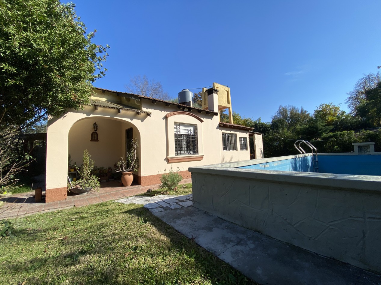 CASA 5 AMBIENTES C/ PISCINA PARRILLA Y QUINCHO PROXIMO A ACCESO PRINCIPAL R8 , LA LONJA ,PILAR BARRIO ABIERTO CON VIGILANCIA ROBLES DEL MONARCA - 
