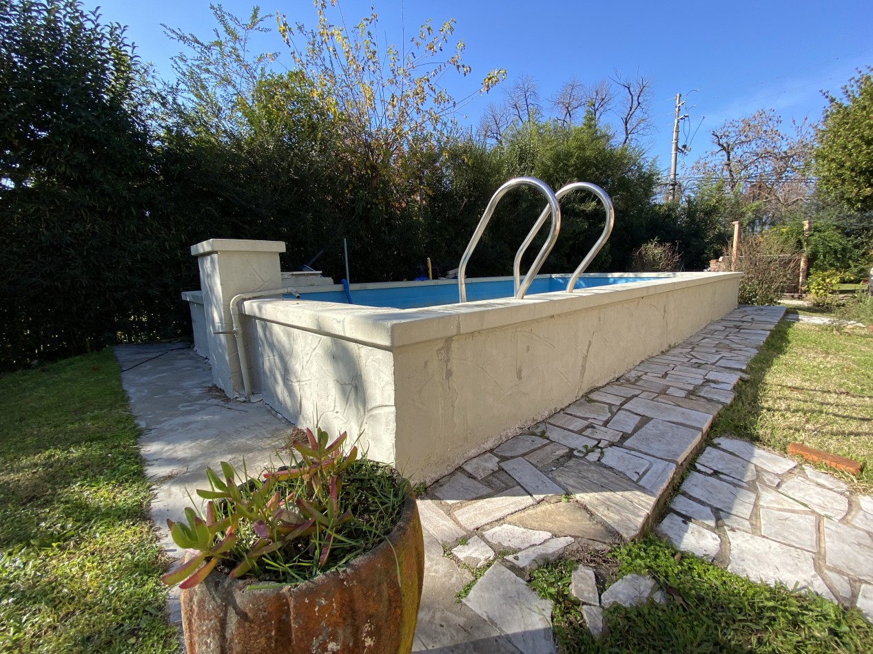 CASA 5 AMBIENTES C/ PISCINA PARRILLA Y QUINCHO PROXIMO A ACCESO PRINCIPAL R8 , LA LONJA ,PILAR BARRIO ABIERTO CON VIGILANCIA ROBLES DEL MONARCA - 