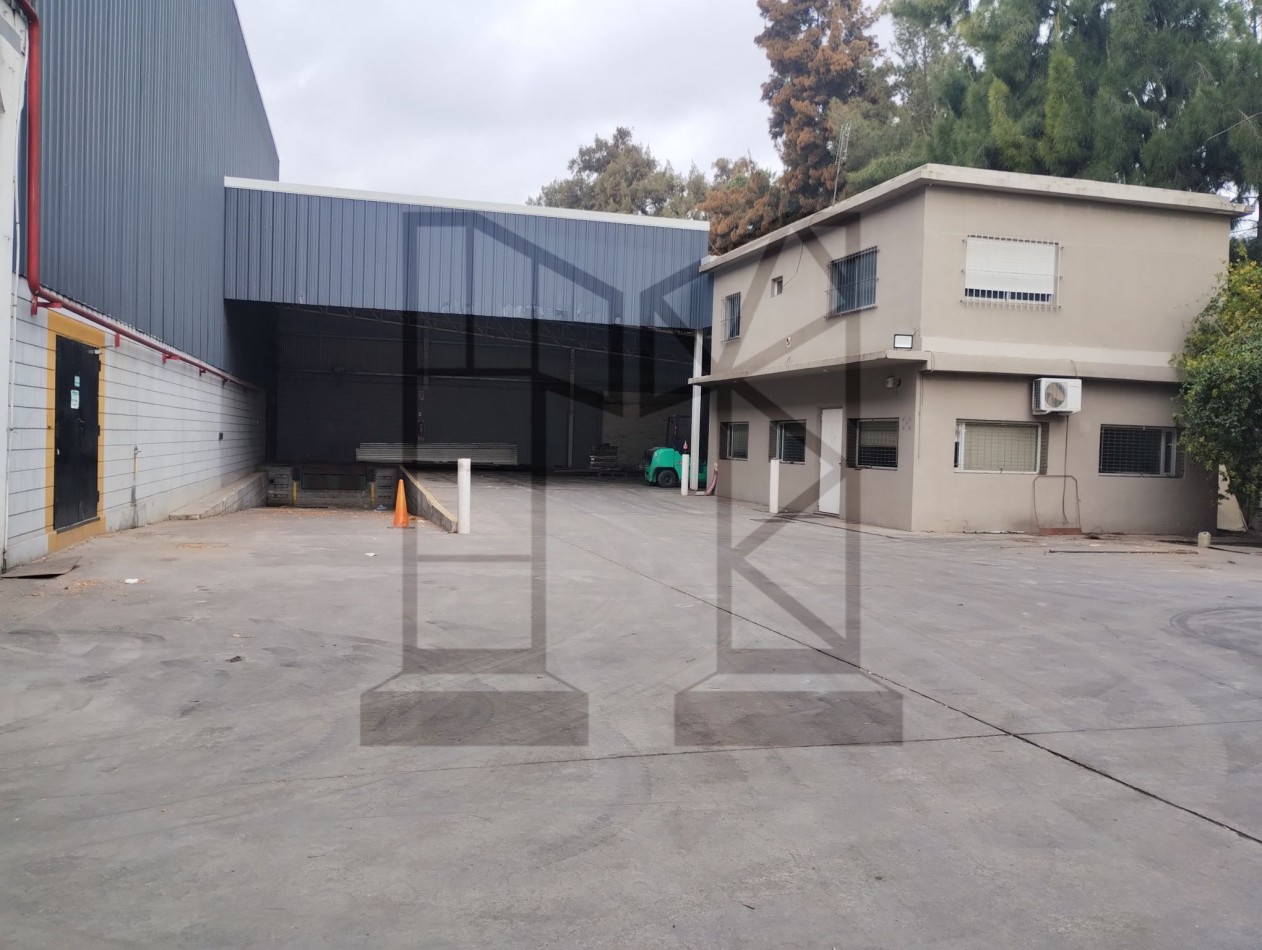 Galpon de 2350 m2 sobre Ruta 25 Villa Rosa - a metros ramal Pilar