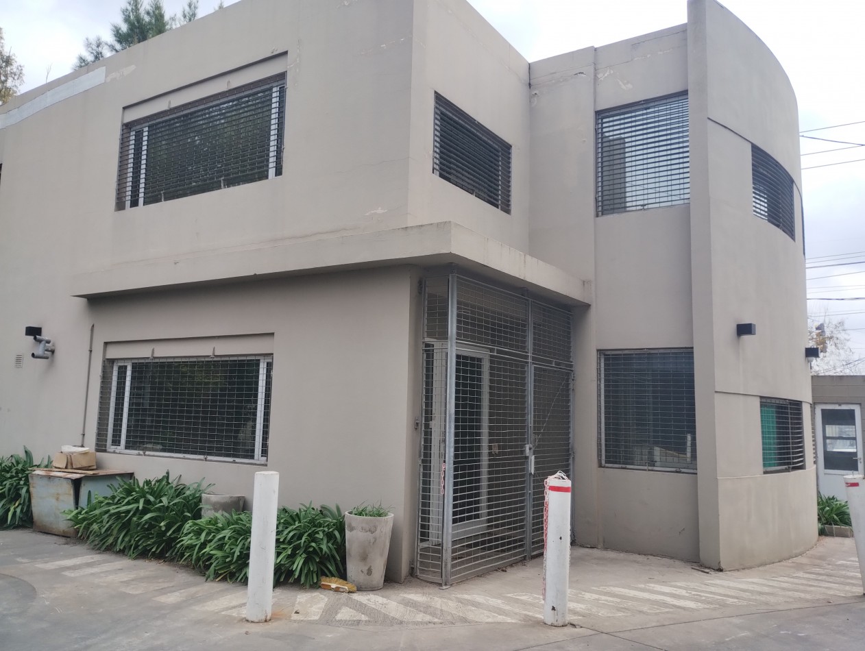 Galpon de 2350 m2 sobre Ruta 25 Villa Rosa - a metros ramal Pilar