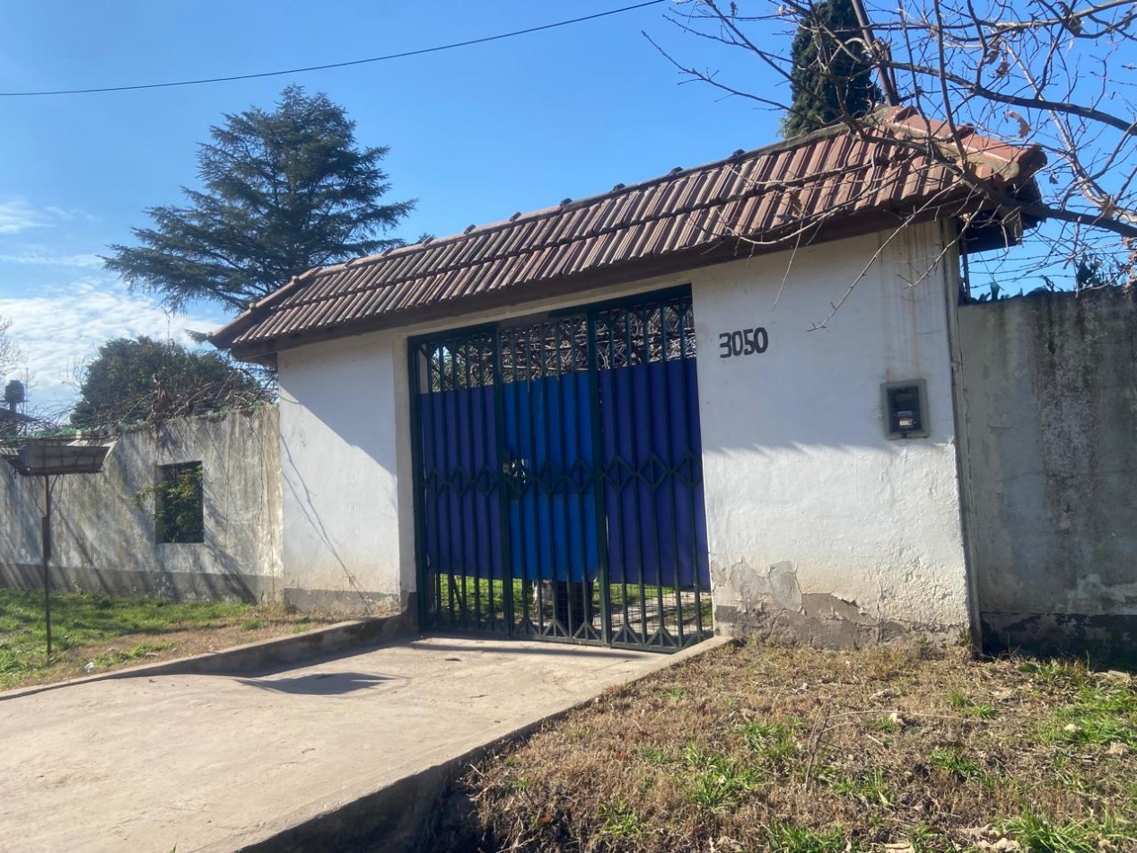 Casa Quinta 5 Ambientes con Piscina  sobre 3 Lotes - Oportunidad Permuta - Consulte Financiacion y opciones de venta  - Apto Credito - 