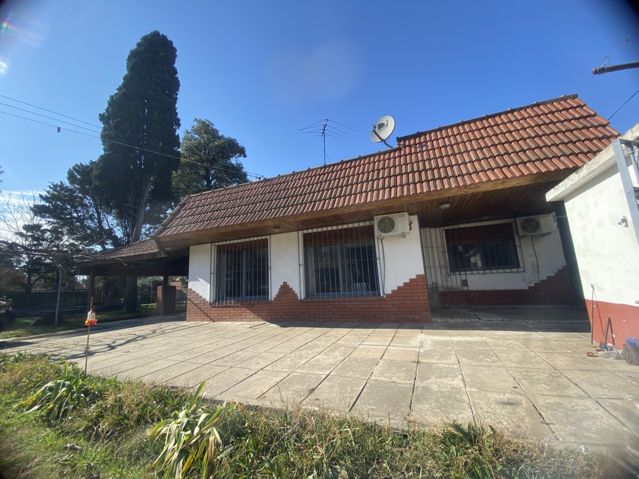 Casa Quinta 5 Ambientes con Piscina  sobre 3 Lotes - Oportunidad Permuta - Consulte Financiacion y opciones de venta  - Apto Credito - 
