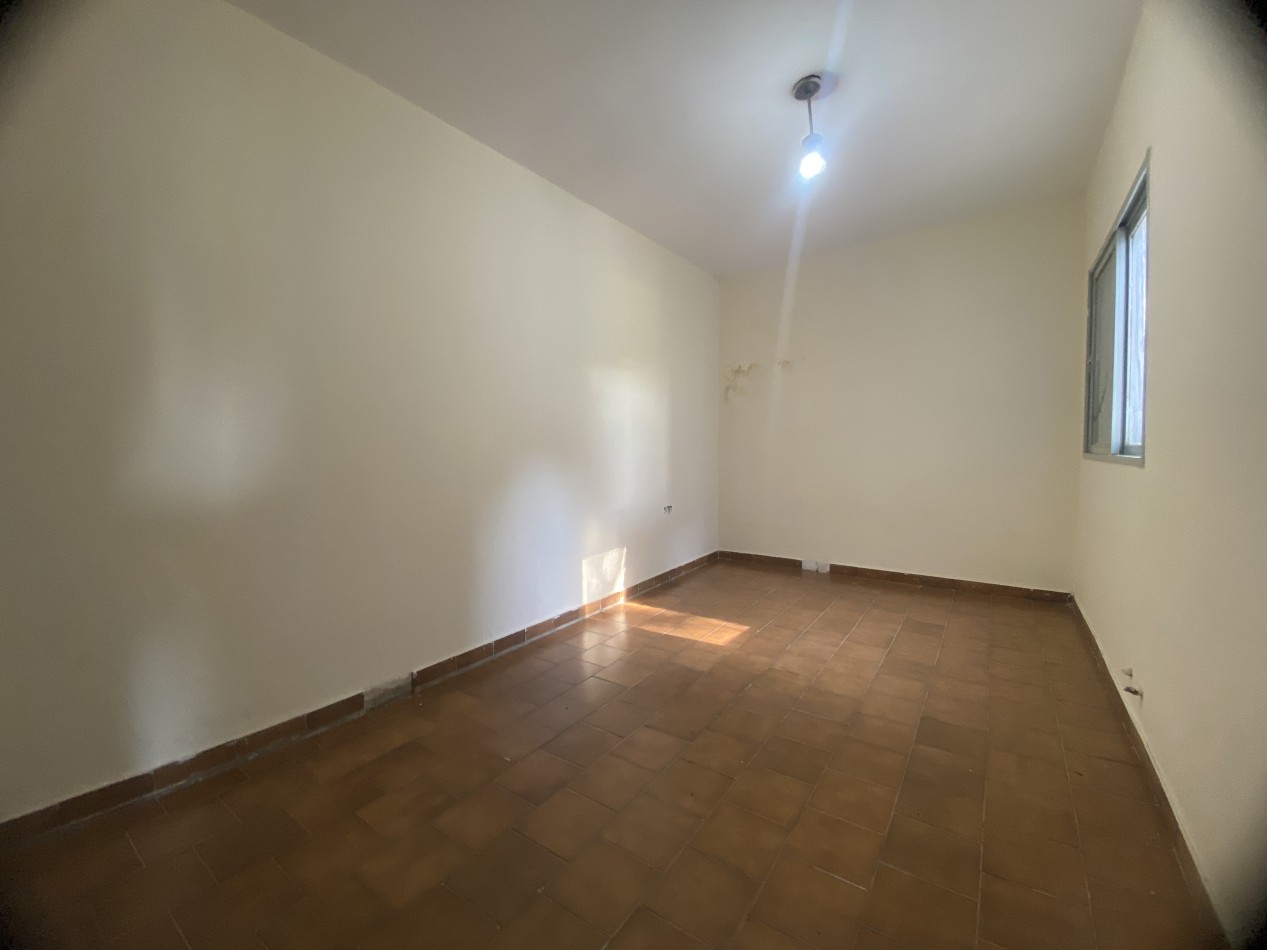 Casa Quinta 5 Ambientes con Piscina  sobre 3 Lotes - Oportunidad Permuta - Consulte Financiacion y opciones de venta  - Apto Credito - 