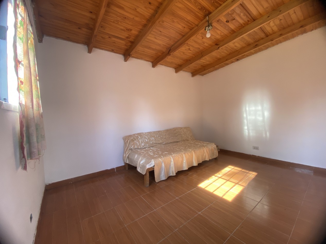 Casa Quinta 5 Ambientes con Piscina  sobre 3 Lotes - Oportunidad Permuta - Consulte Financiacion y opciones de venta  - Apto Credito - 