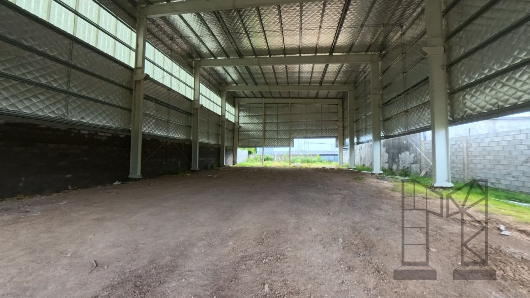 Galpon De 1245 M2 En Dos Naves Sobre Acc. Oeste - Sal. Dos Calles