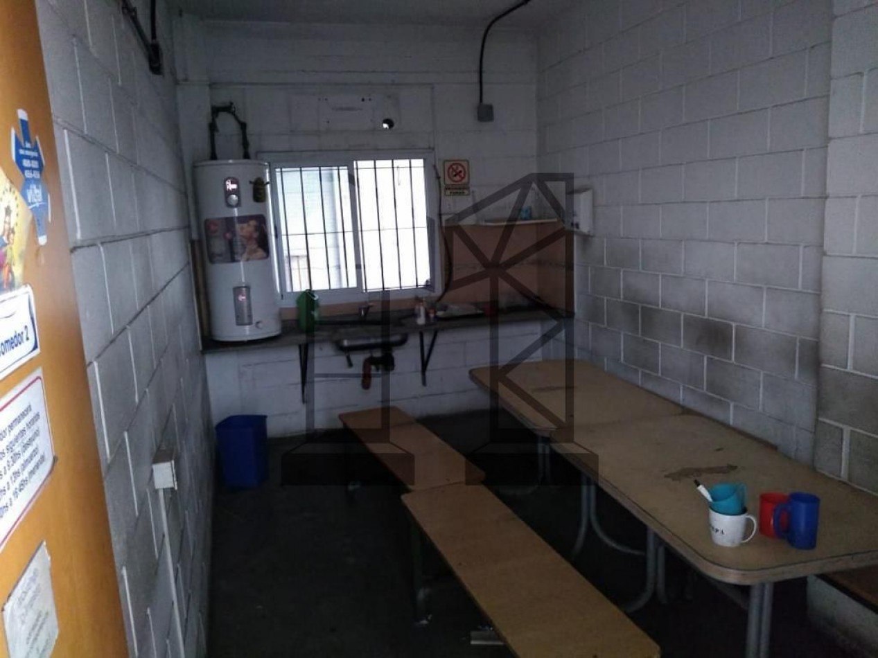 Galpon De 4200 M2 En Hurlingham, Ideal Logistica.