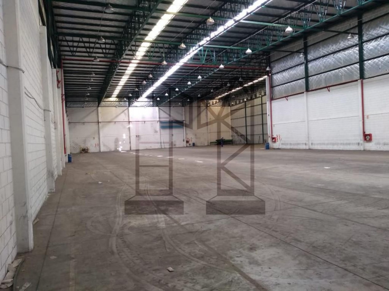 Galpon De 4200 M2 En Hurlingham, Ideal Logistica.