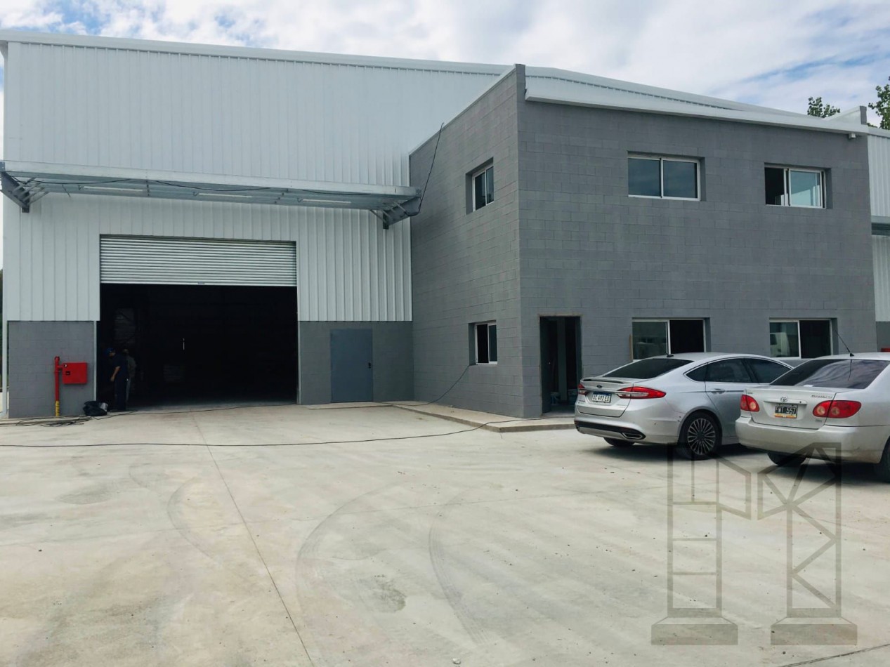 Galpon De 2000 M2 En General Rodriguez Dentro De Parque Industrial Cerrado Con Seguridad - Aptp Cat Ii