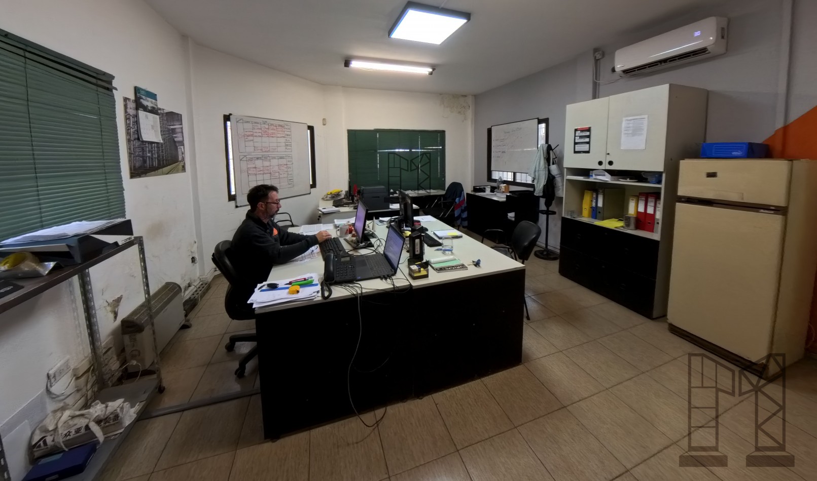 Galpon De 2100 M2 En El Triangulo De San Eduardo - Malvinas