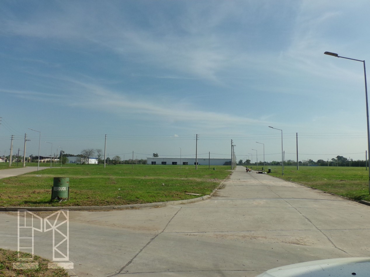 Galpon En Moreno De 10.000 M2 Dentro De Predio Industrial Logistico A 5 Min De Acc. Oeste