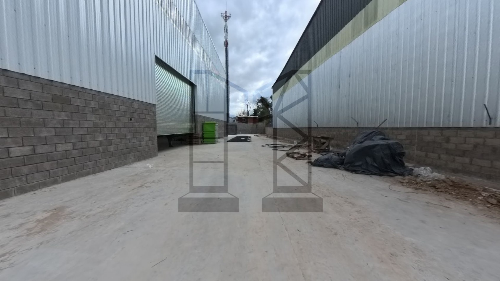 Galpon De 2300 M2 En Pacheco En Zona Industrial A 10 Min. De Panamericana Y Henry Ford