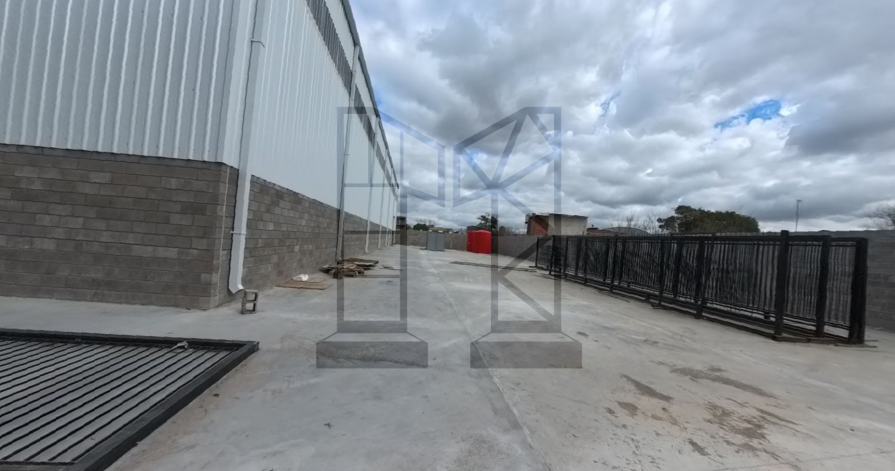 Galpon De 2300 M2 En Pacheco En Zona Industrial A 10 Min. De Panamericana Y Henry Ford