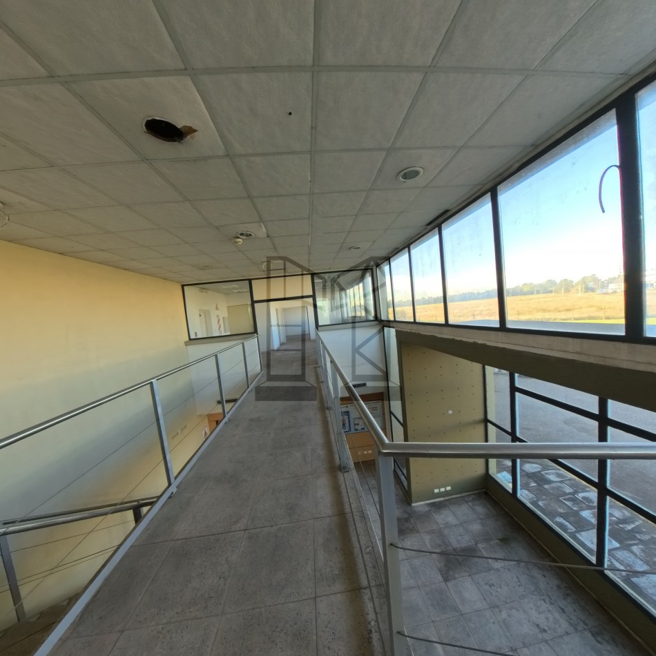 Galpon De 4700 M2 Parque Industrial Campana - Venta