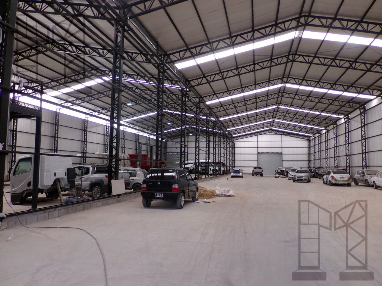 Galpon De 2600 A La Venta En Moreno - Camino Del Buenayre Y Acc. Oeste
