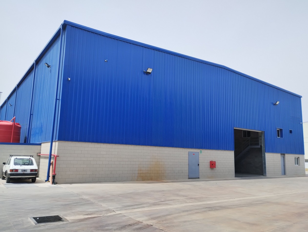 Galpon de 1300 m2 a en Ebapi - Parque Industrial - a estrenar