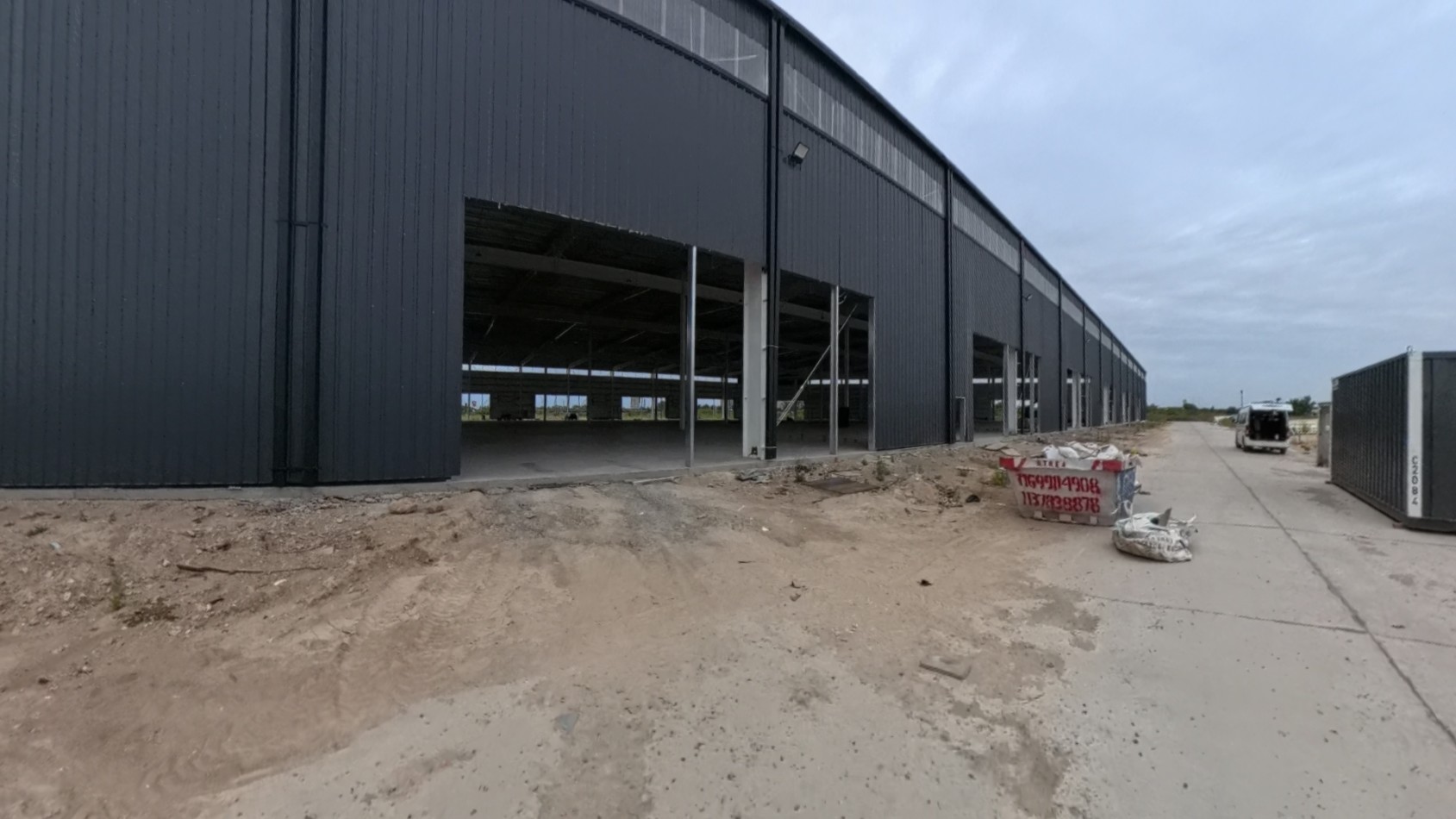 Galpon de 841 m2 dentro de predio cerrado San Martin a estrenar - Panamericana y Cam. del Buen Ayre 