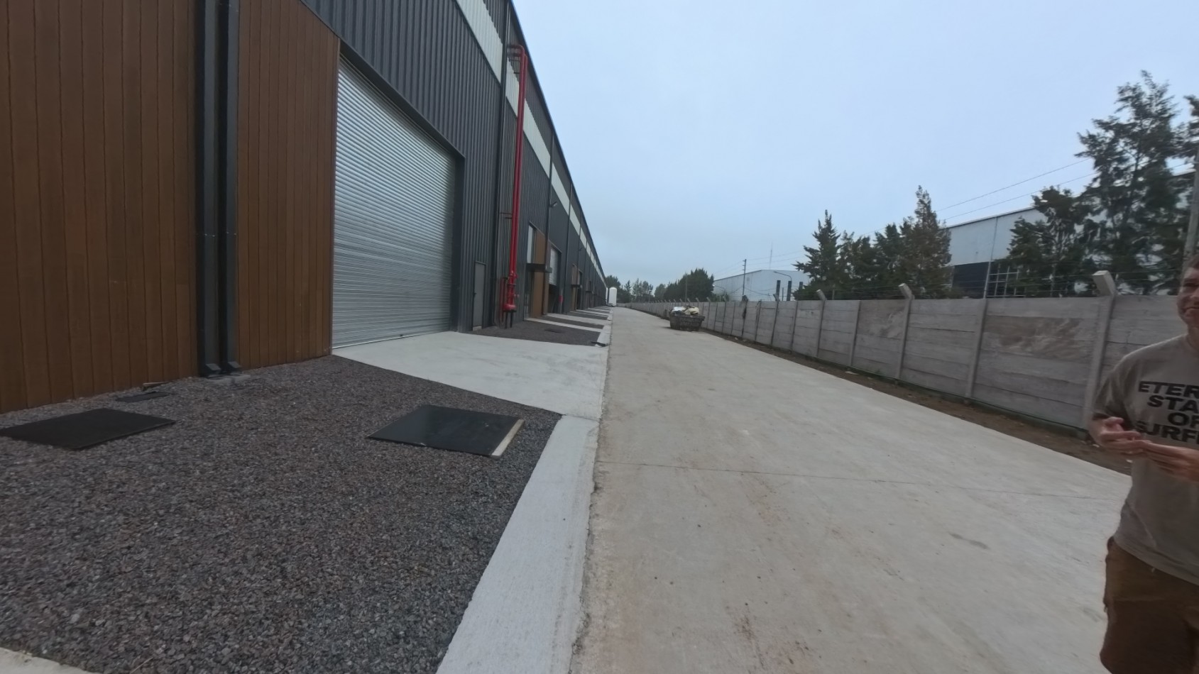 Galpon de 1120 m2 dentro de predio cerrado en Tigre a estrenar - Producto Gourmet