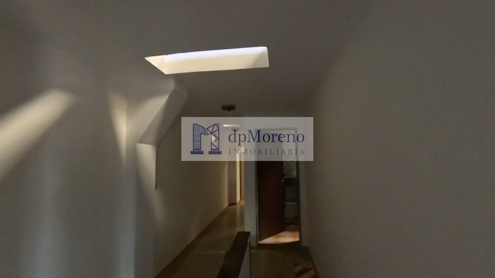 Galpon de 700 m2 sobre Ruta 8 cercano a Av. Marquez - San Martin