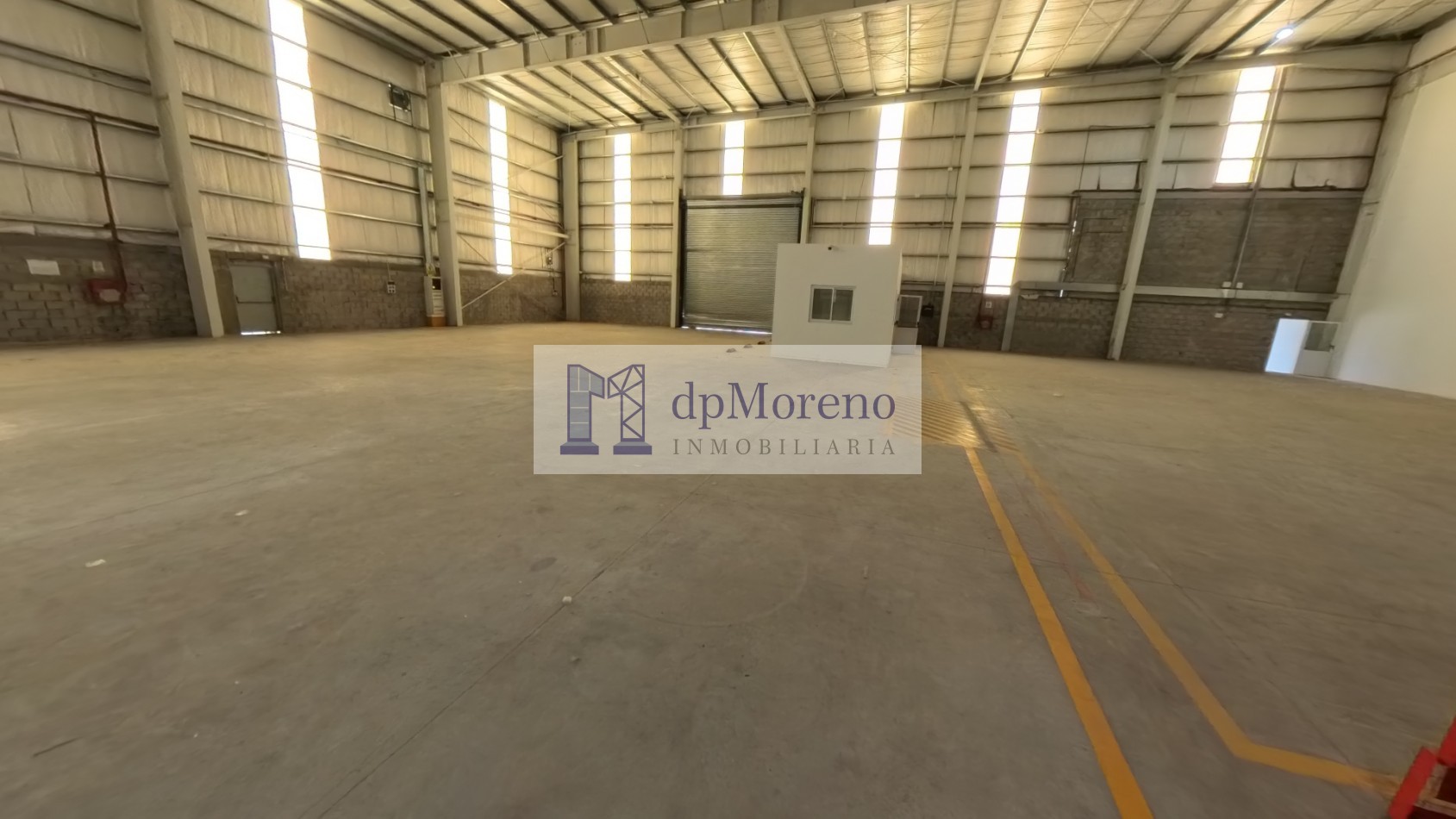 Galpon de 6600 m2 dentro del Polo Industrial Ezeiza con temperatura controlada. 