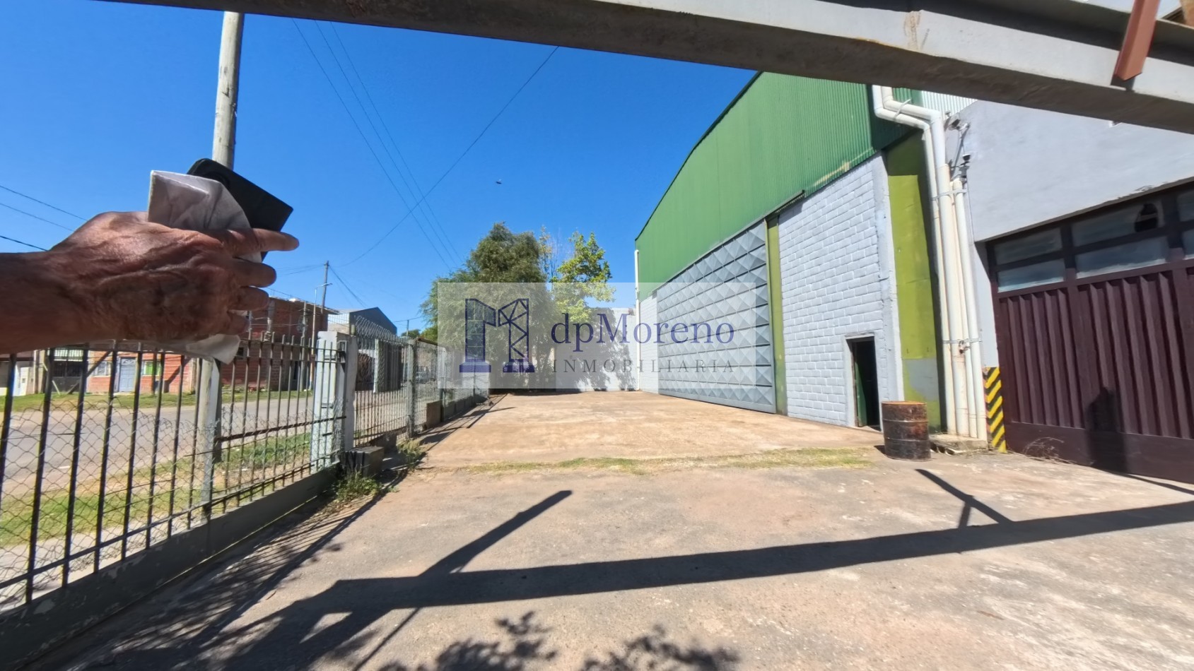 Galpon de 600 m2 en zona industrial a 5 min. de Panamericana y a mts de 197