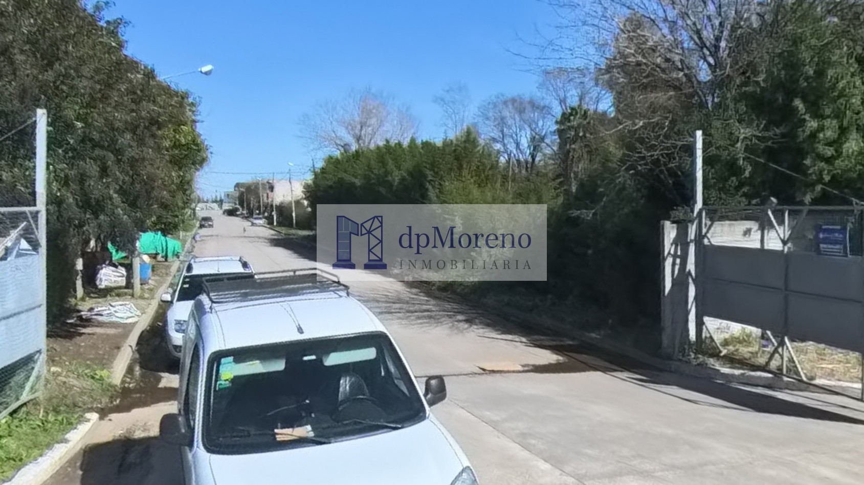 Fraccion de 44.000 m2 de terreno en zona industrial a 4 km de Acc. Oeste a metros de Ruta 25 calle pavimentada. Ideal para desarrollo