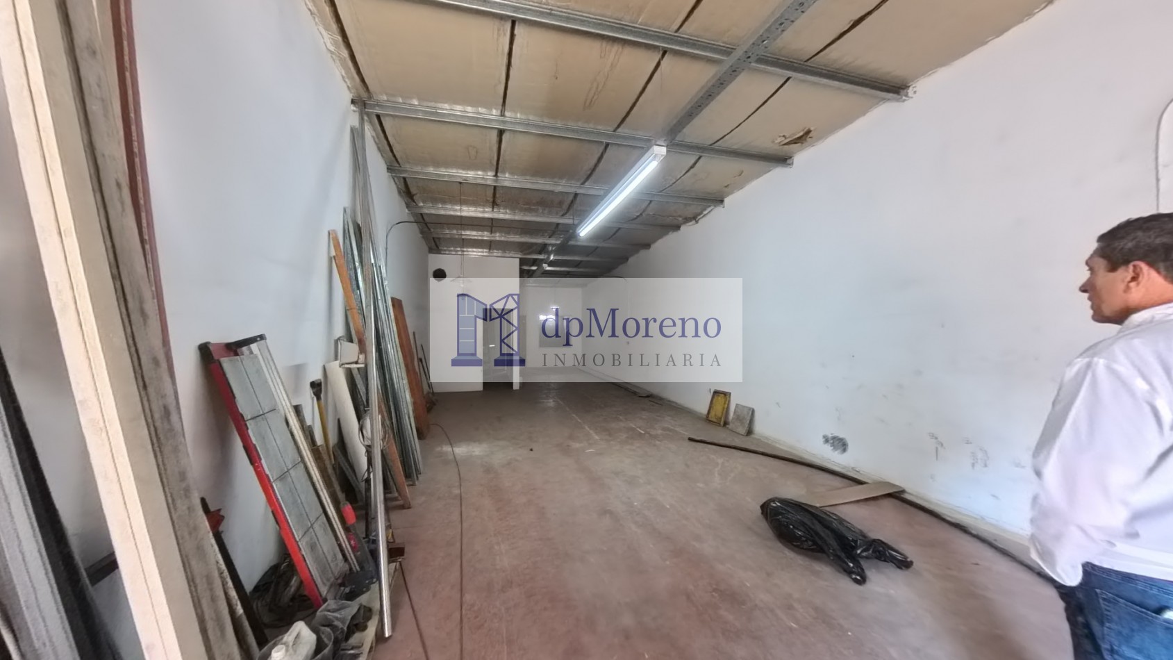 Galpon de 100 m2 dentro de predio en el centro de Parque Industrial de Pilar