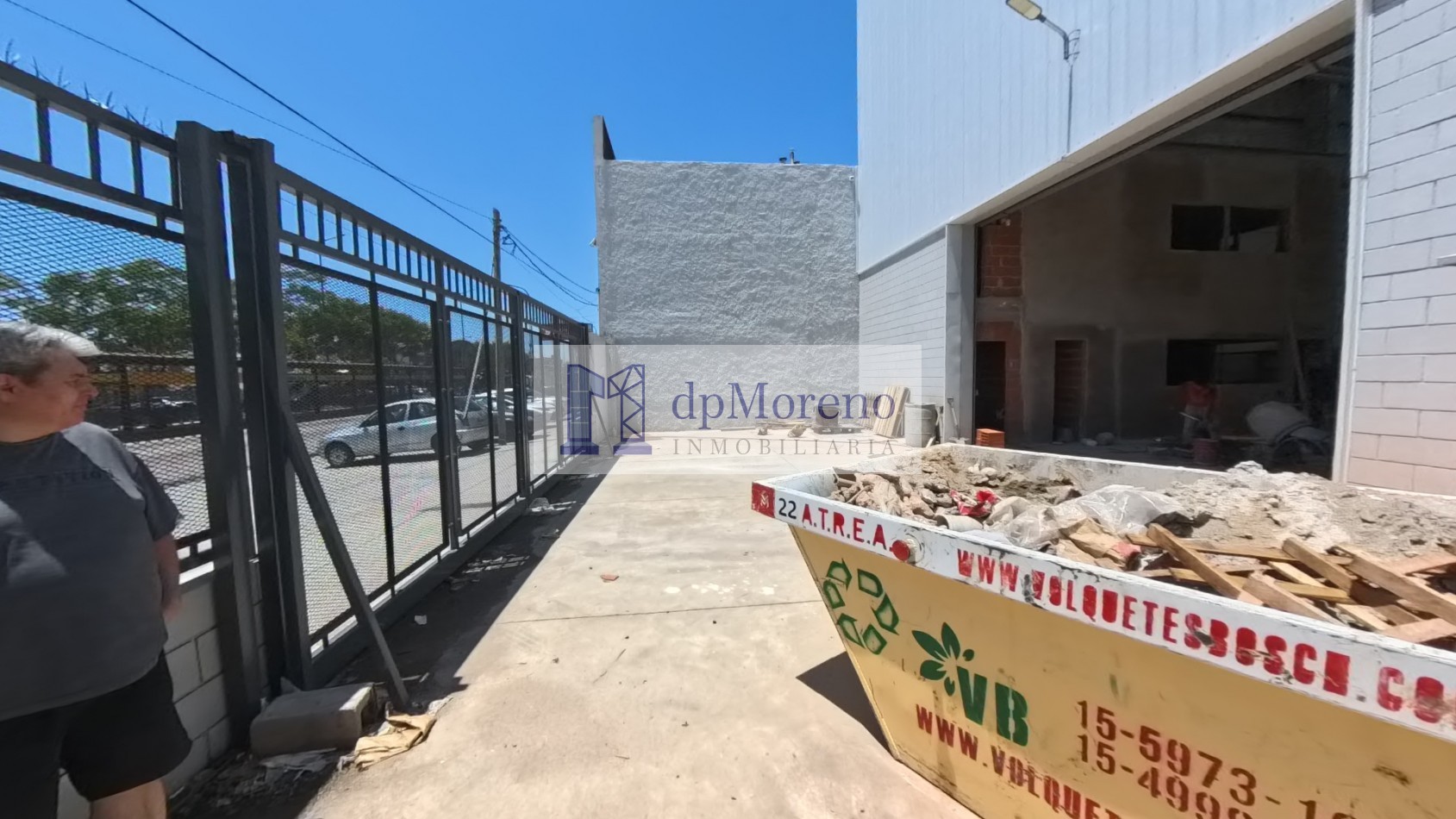 Galpon de 1200 m2 sobre Ruta 8 zona industrial a pocas cuadras de Camino del Buenayre