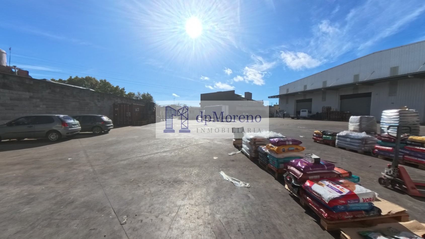 Galpon de 1000 m2 en predio cerrado con acceso reestringido en Colectora Acc. Oeste - Paso del Rey