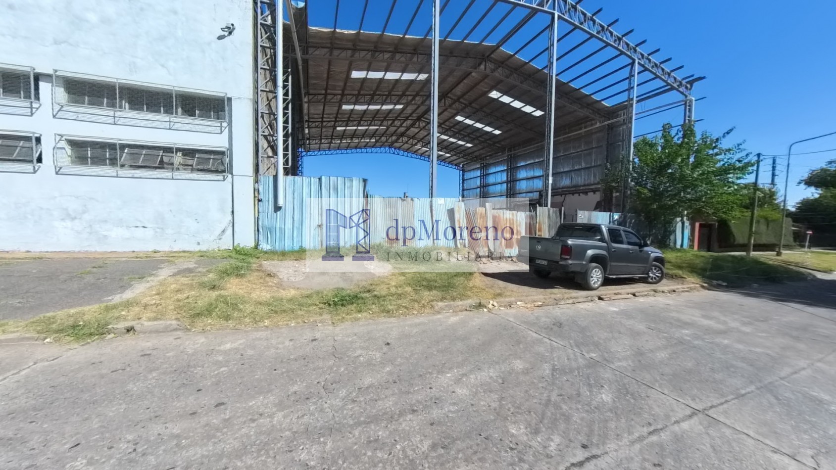 Galpon de 700 m2 en Bella Vista zona Industrial a metros Ruta 8
