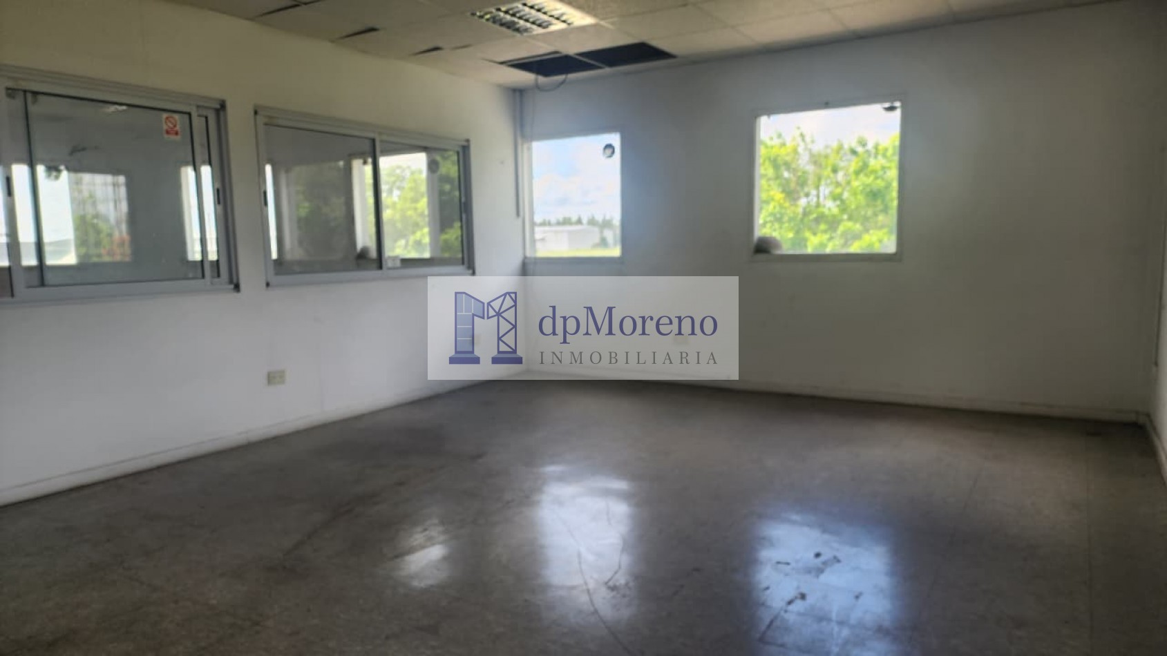 Galpon de 2250 m2 dentro del Parque Industrial Campana