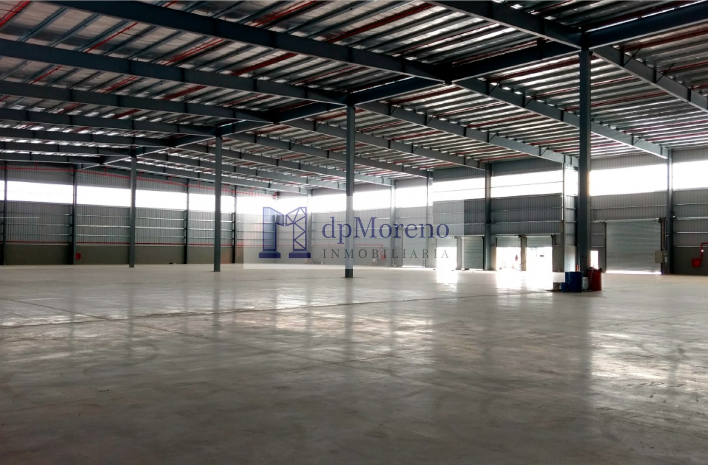 Galpon de 5416 m2 dentro de centro logistico Garin