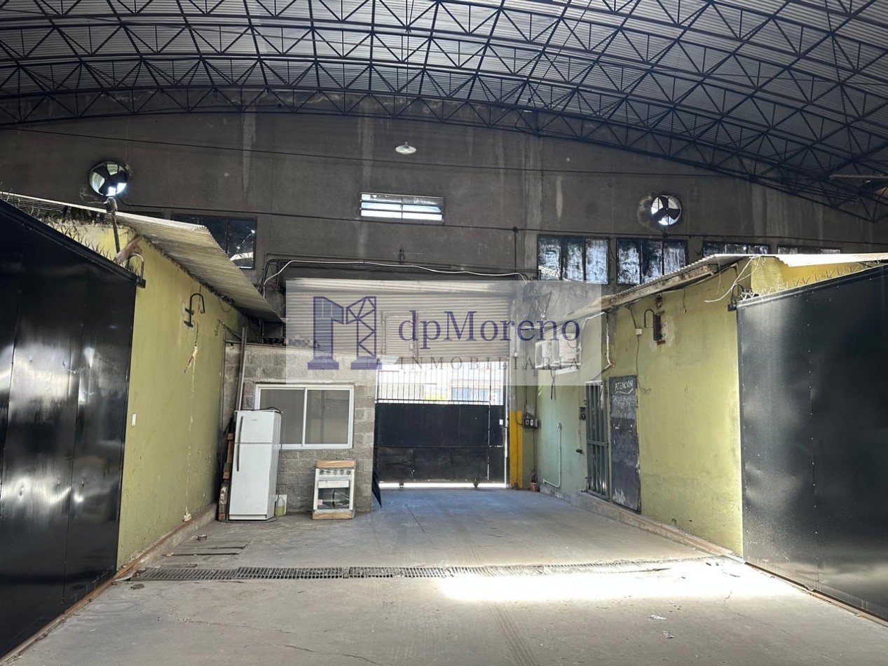 Galpon de 1000 m2 en Piñeiro 