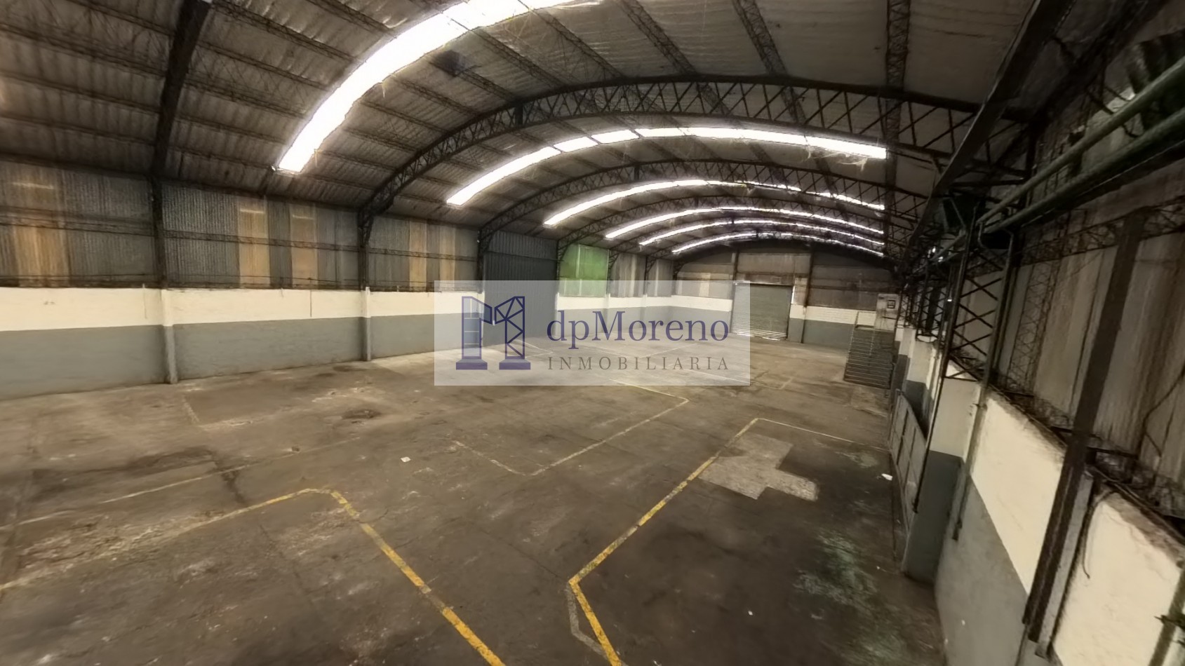 Galpon de 2200 m2 sobre Avenida en Pacheco a metros de 197