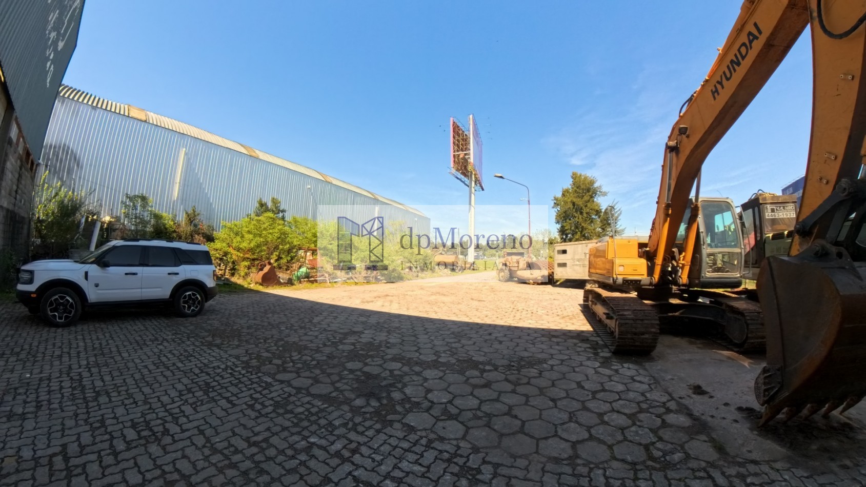 Galpon/Local de 1000 m2 sobre colectora Panamericana Ramal Pilar con 1000 m2 de playa mas descubierto al frente