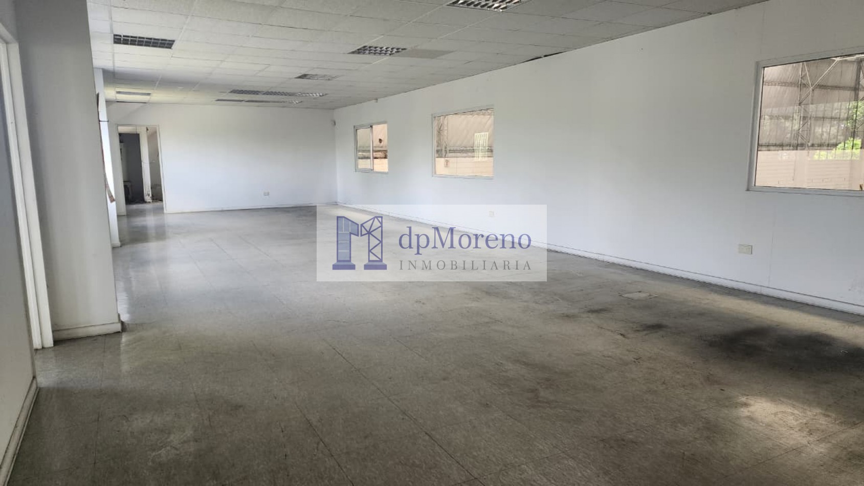 Galpon de 2250 m2 dentro del Parque Industrial Campana