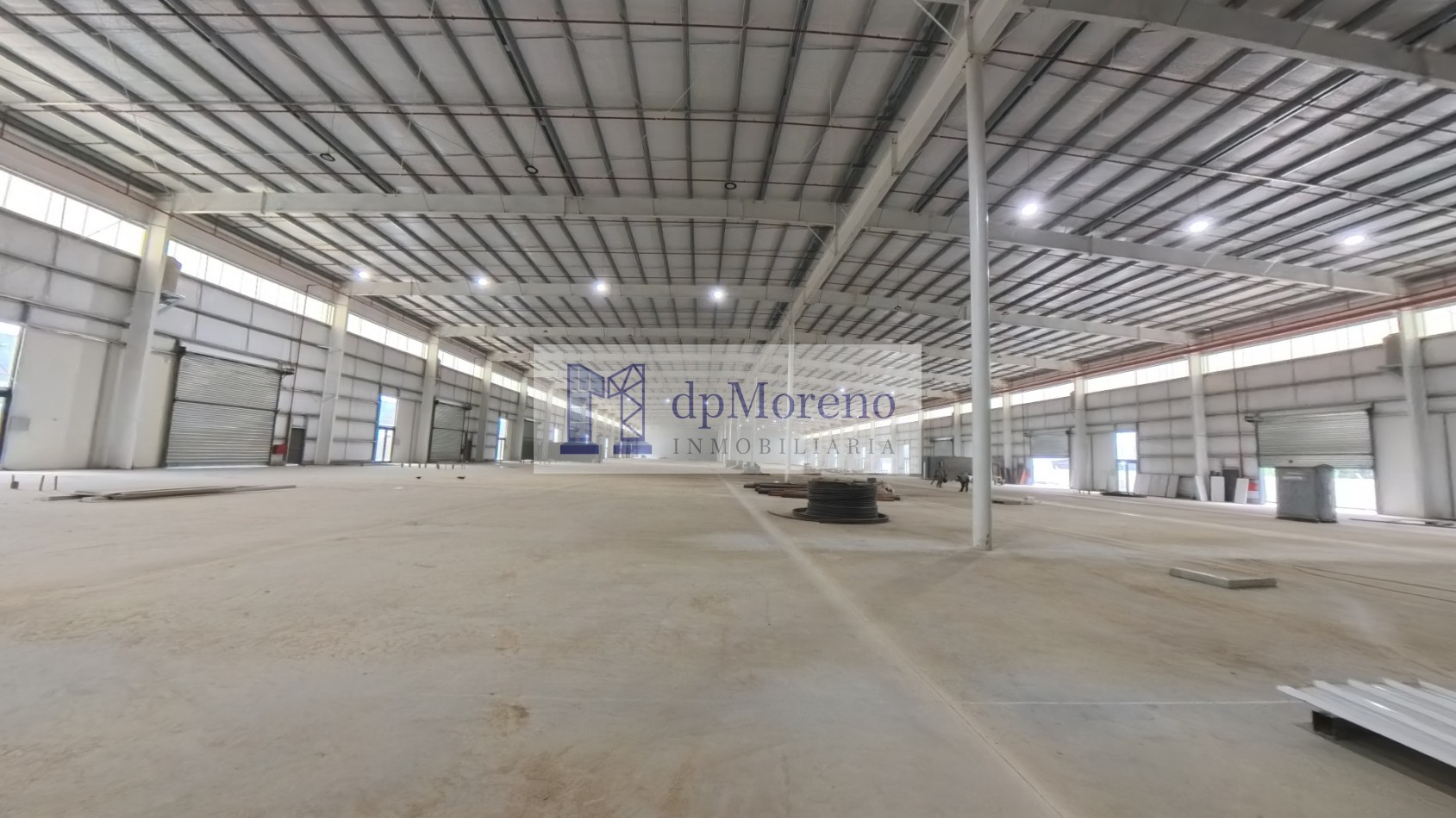 Galpon de 270 m2 dentro de predio cerrado en Parque Ind. Tigre a estrenar - Producto Gourmet