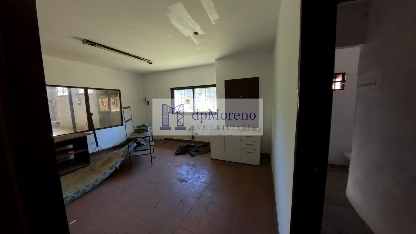 Galpon de 600 m2 en zona industrial a 5 min. de Panamericana y a mts de 197