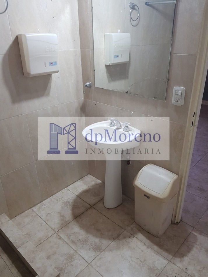 Galpon de 400 m2 en Garin, apta para muchos destinos. Cerca del centro de Garin