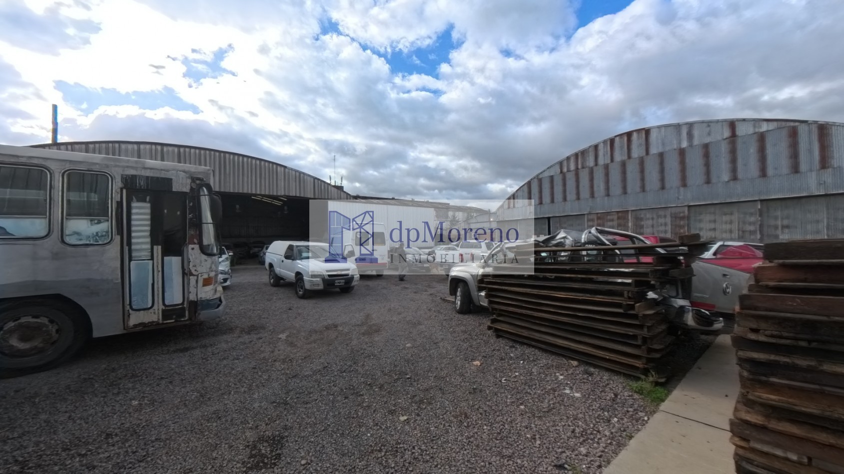 Galpon de 500 m2 dentro de Predio cerrado con seguridad Don Torcuato
