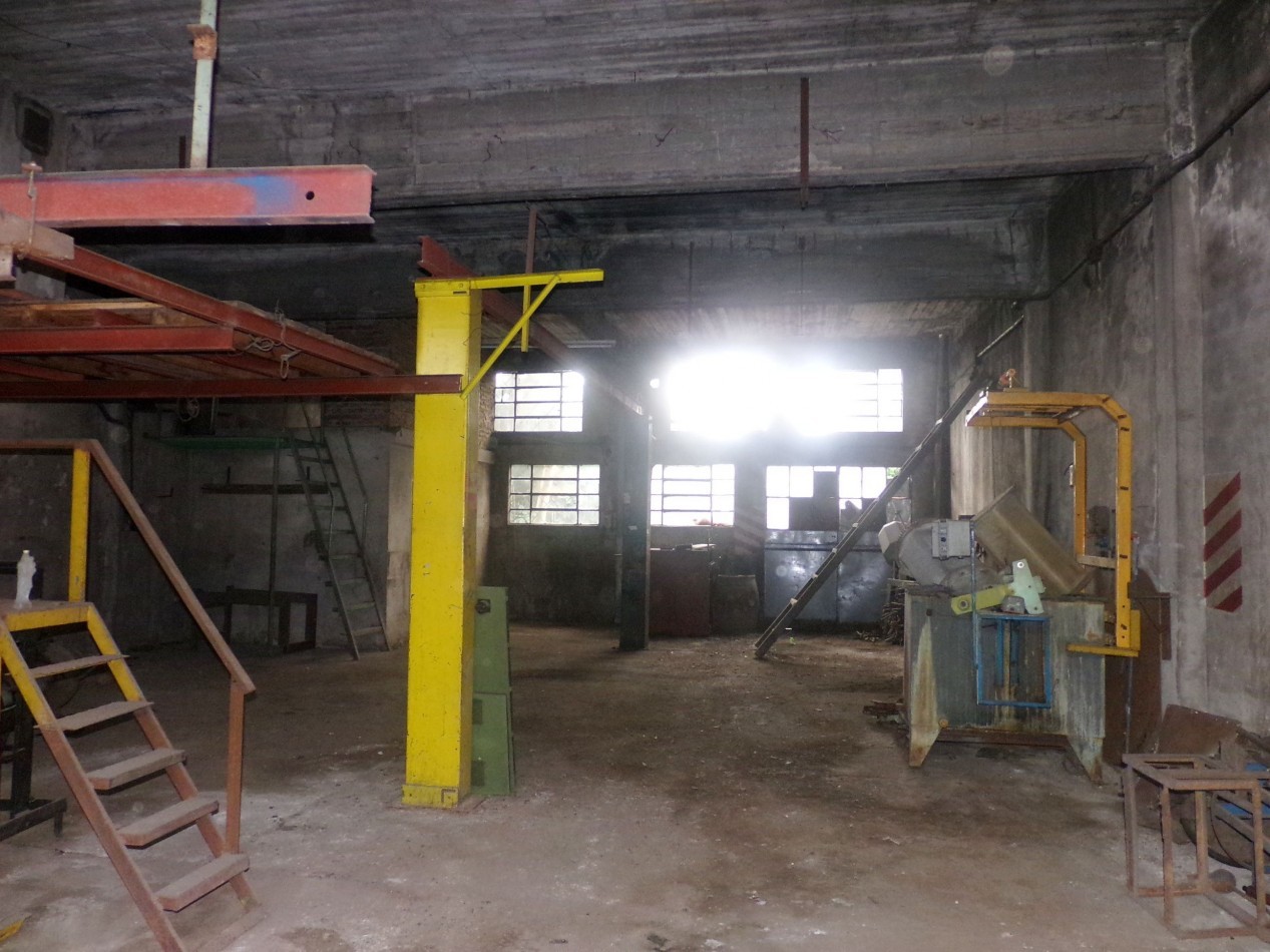 GALPON / DEPOSITO INDUSTRIAL 308 M2 EN DOS PLANTAS - JOSE LEON SUAREZ / SAN MARTIN
