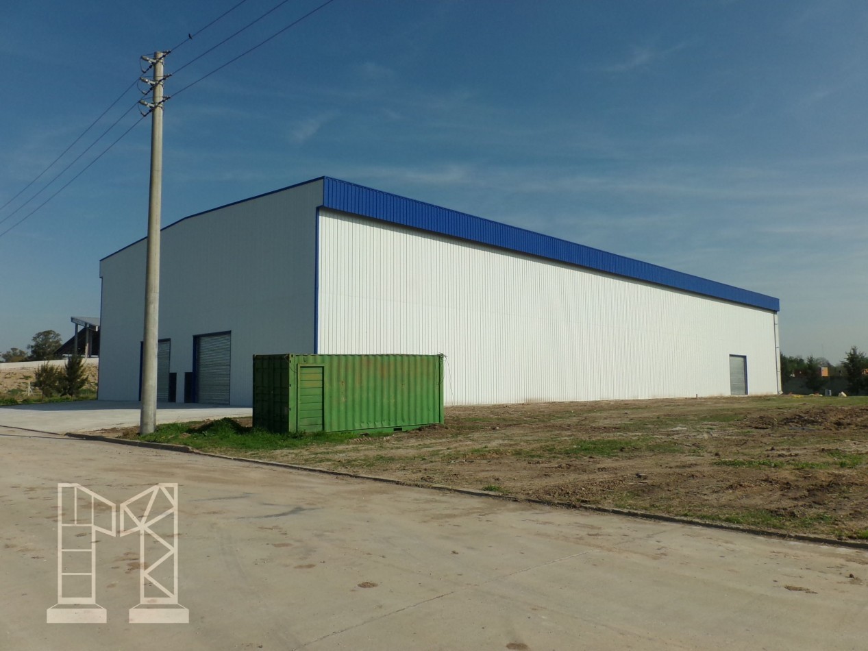 Galpon De 2200 M2 En Moreno Dentro De Parque Industrial Con Seguridad 24 Hs