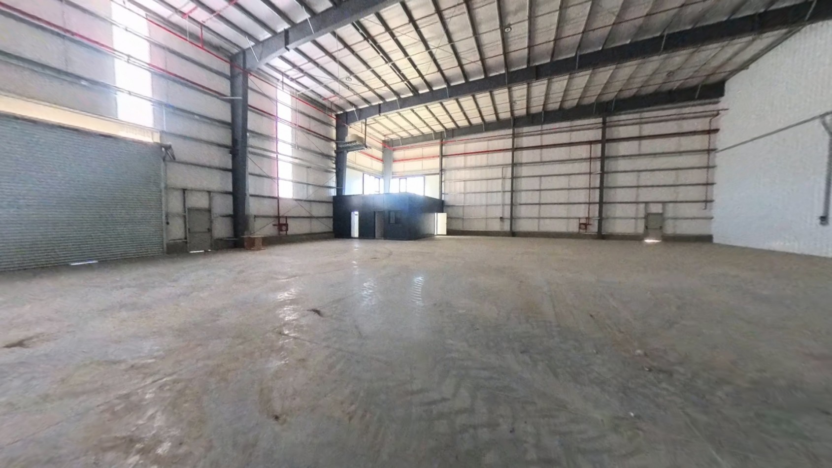 Galpon de 2500 m2 a en Ebapi - Parque Industrial - a estrenar