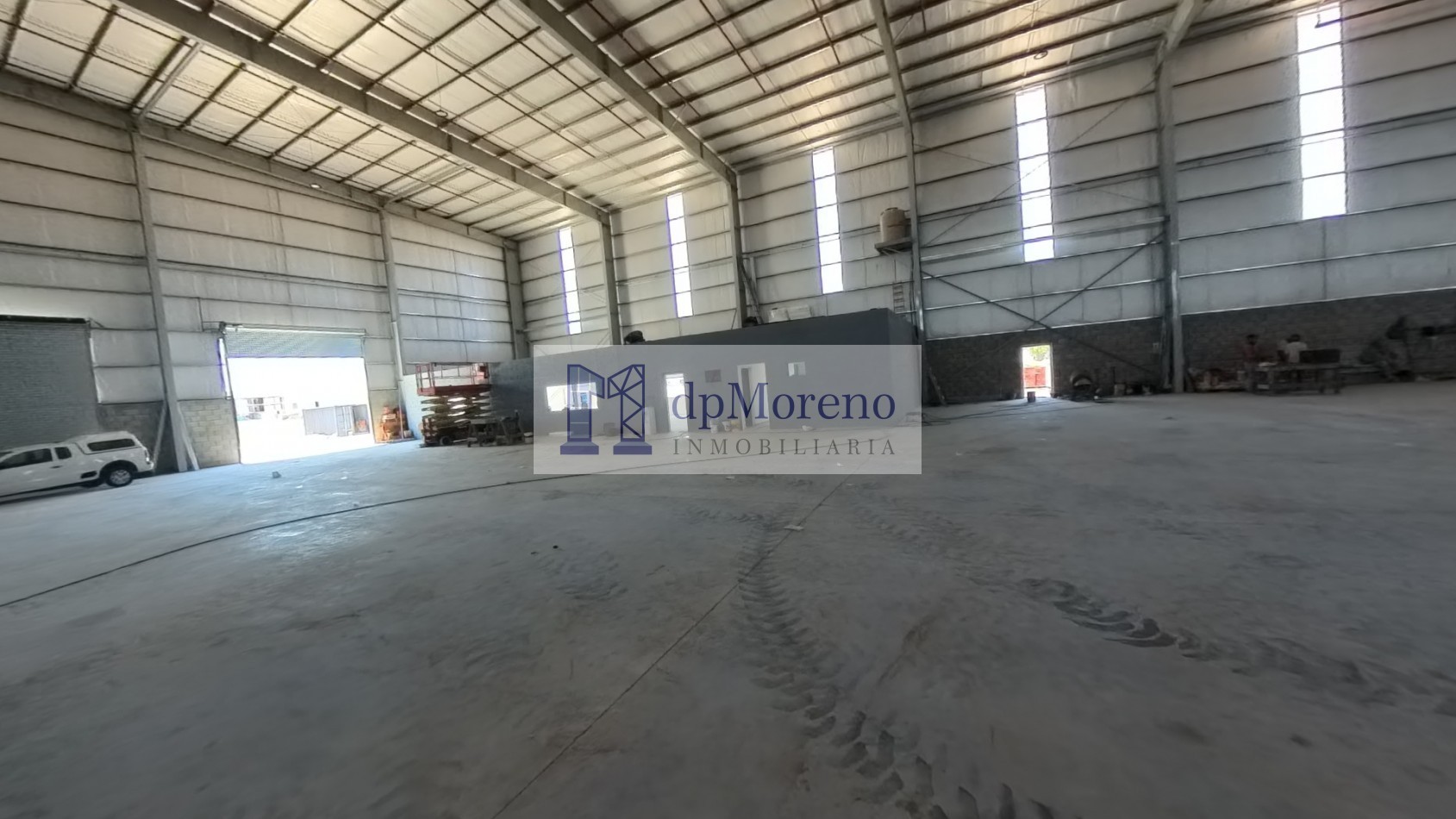 Galpon de 6000 m2 en Parque Industrial Reconquista - Camino del Buenayre y Acceso Oeste