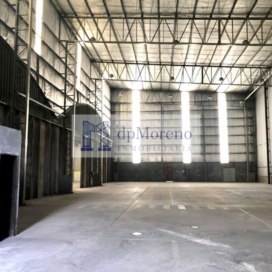 Galpon de 800 m2 en Garin dentro de predio con seguridad