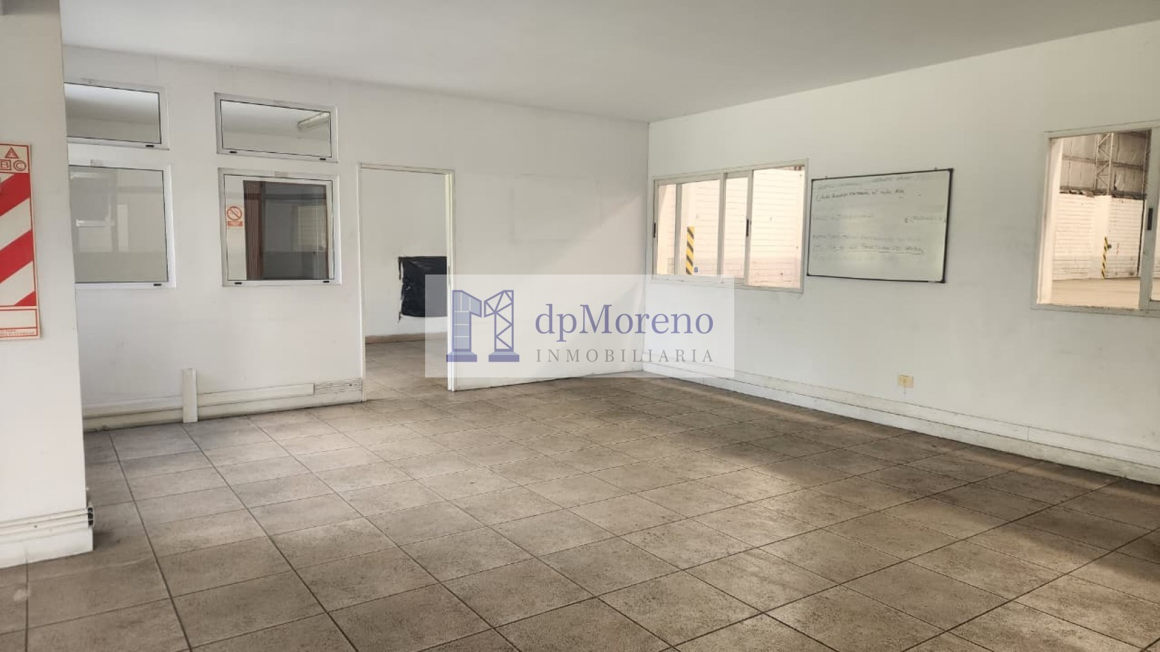 Galpon de 2250 m2 dentro del Parque Industrial Campana