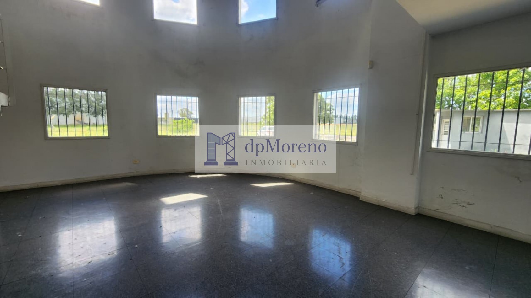 Galpon de 2250 m2 dentro del Parque Industrial Campana