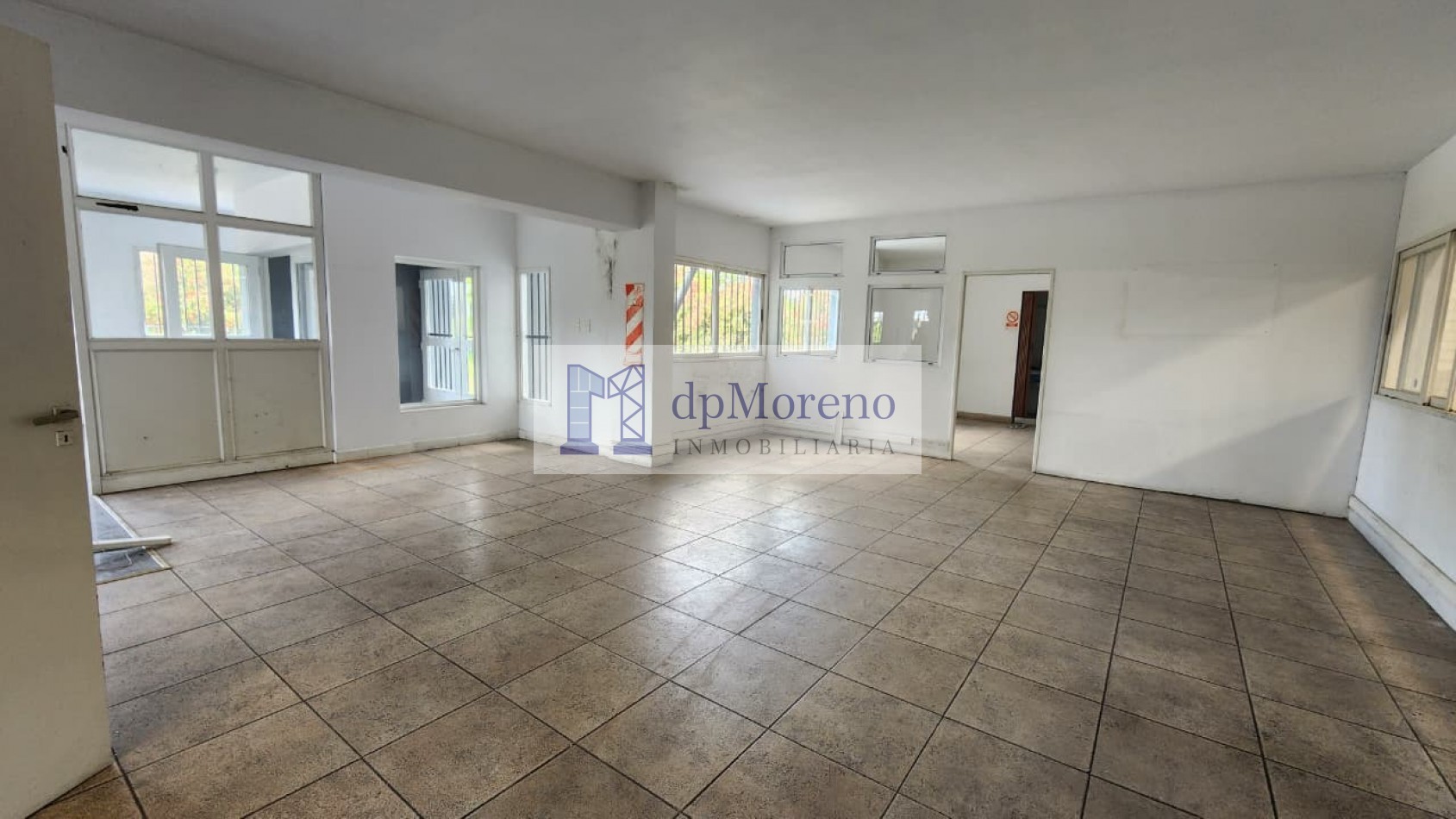 Galpon de 2250 m2 dentro del Parque Industrial Campana