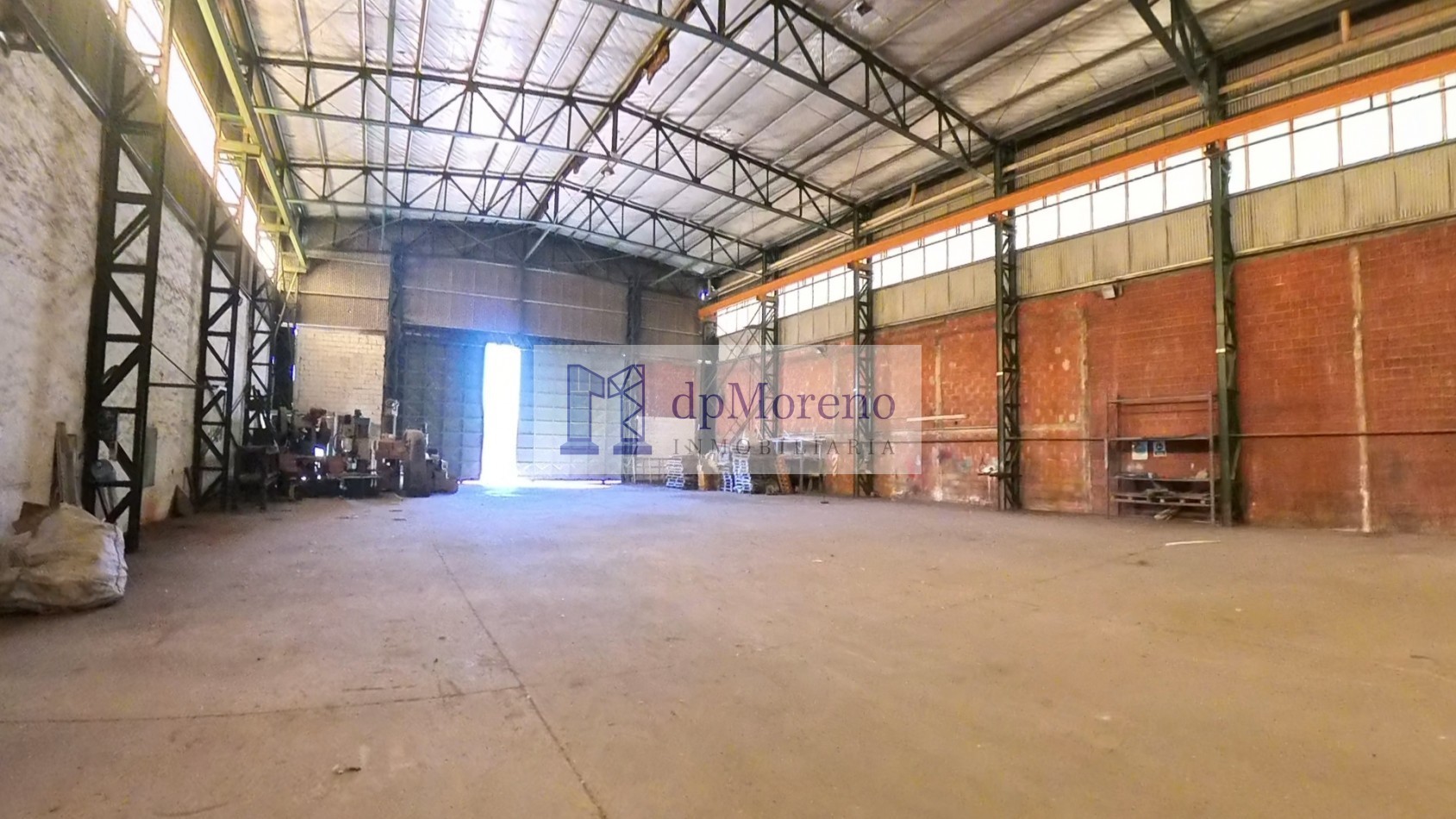 Galpon de 1500 m2 en Pablo Nogues - Malvinas Argentinas - con dos puentes grua